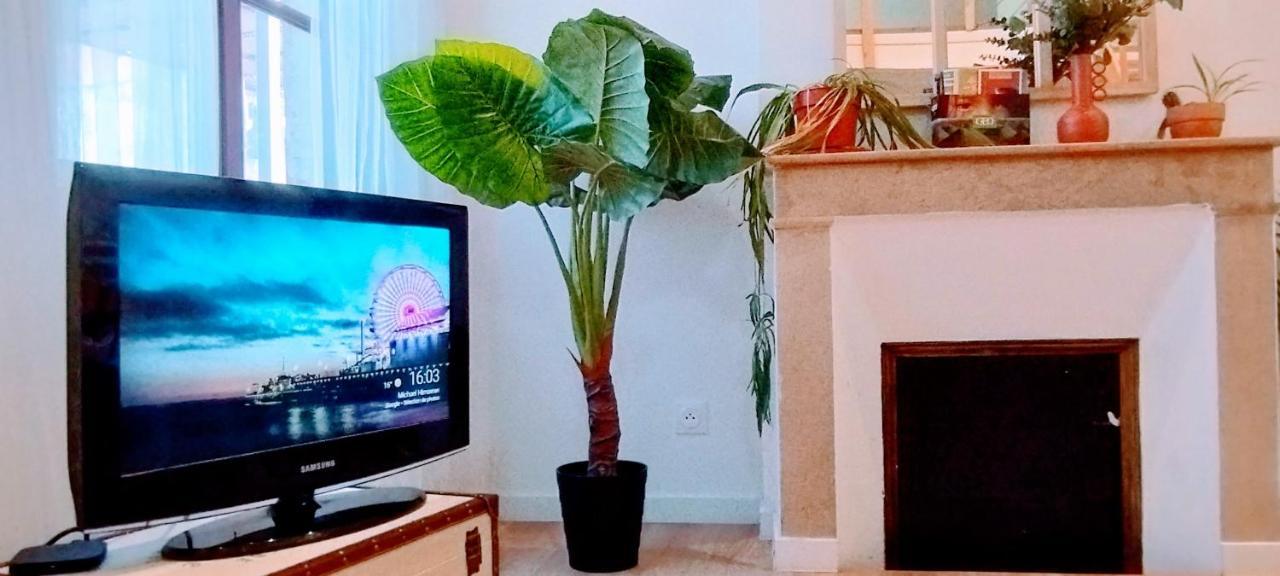 Апартаменты La Maison Des Nomades Netflix Disney Prime Video Авиньон Экстерьер фото